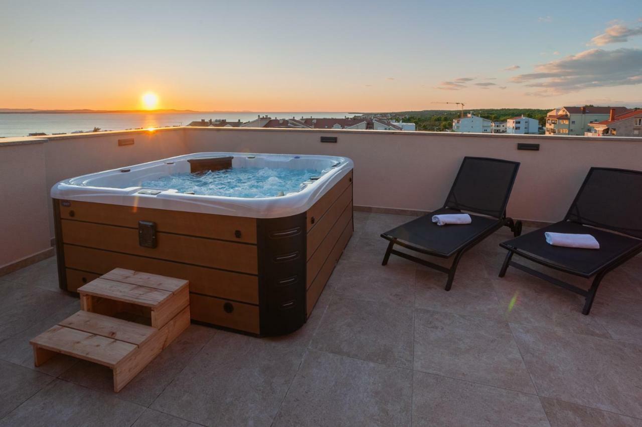 Apartments Luana With Private Jacuzzi Задар Екстер'єр фото